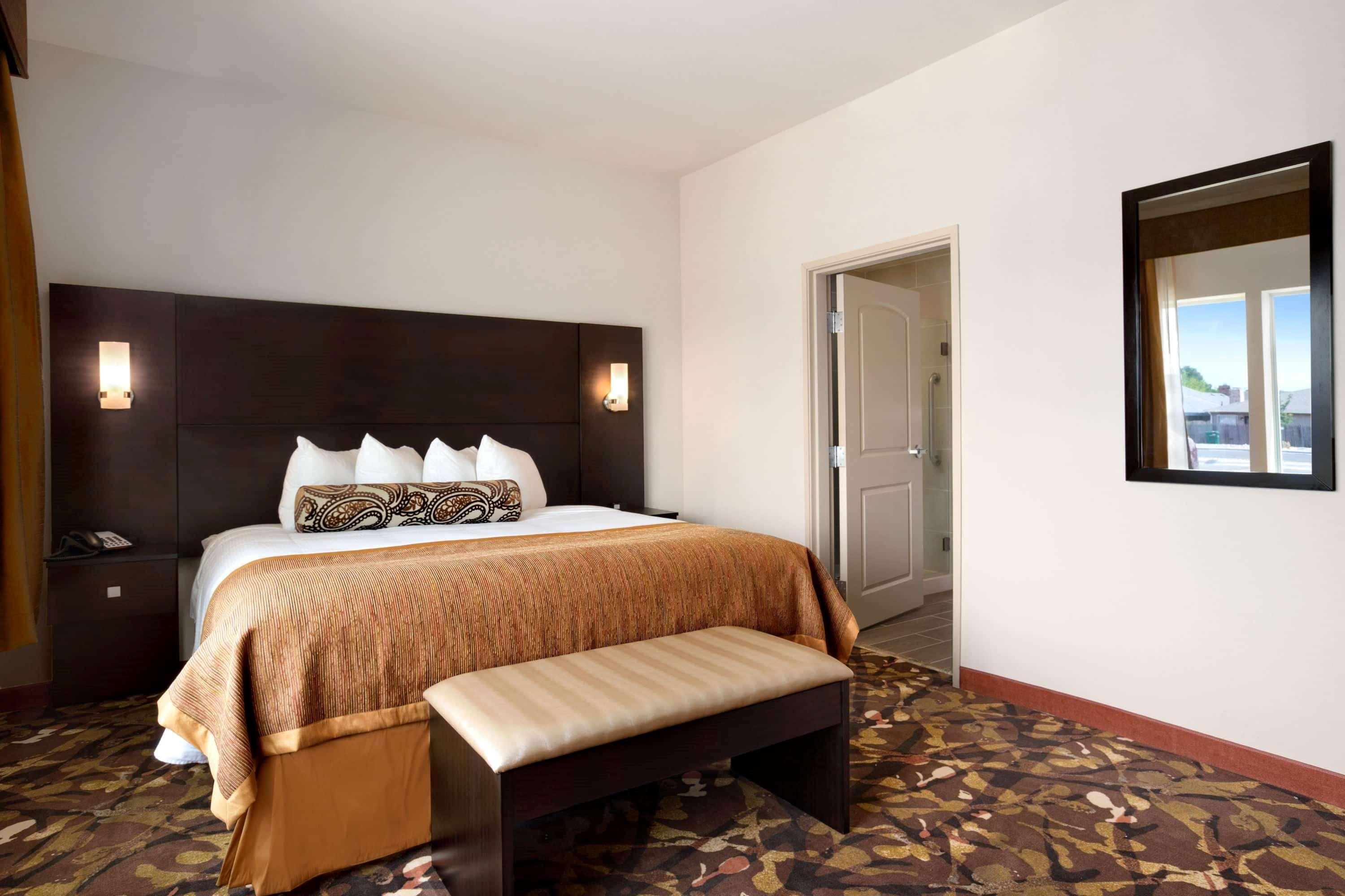 Baymont By Wyndham Hobbs Hotel Exterior photo